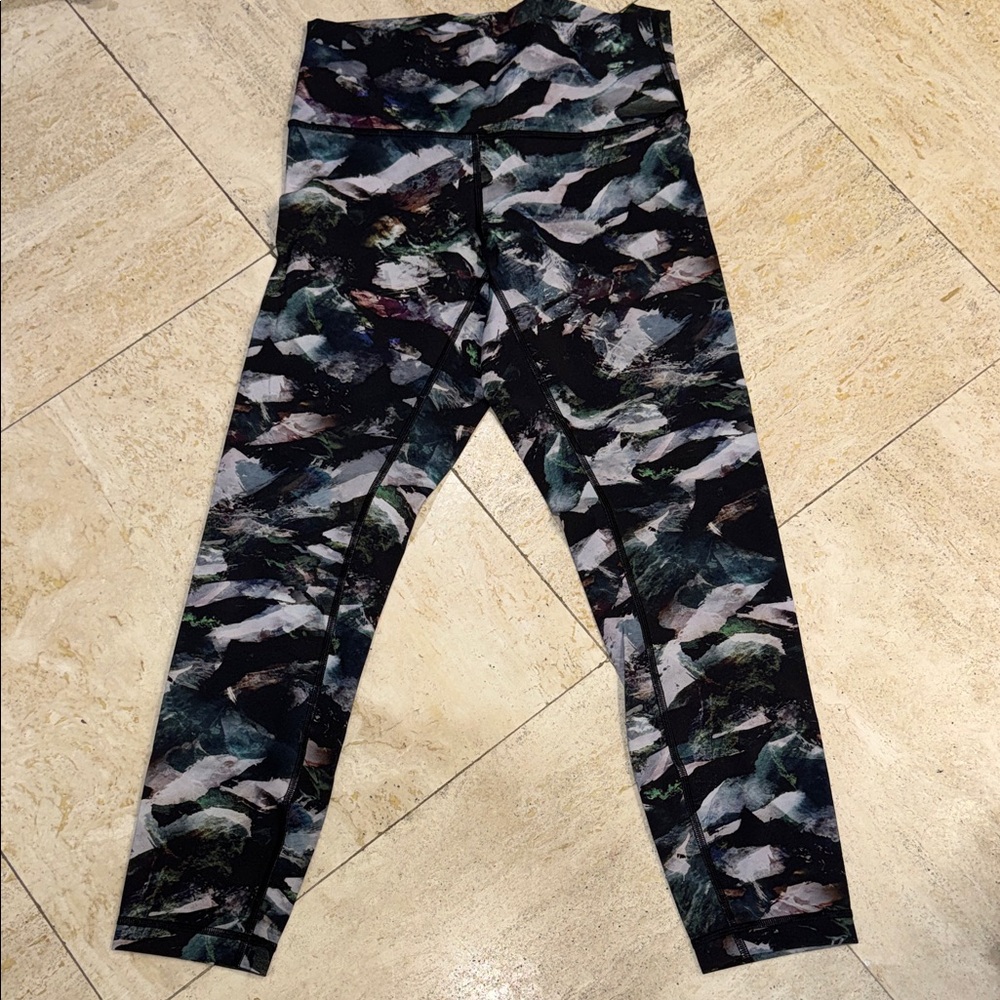lululemon athletica Patterned High-Rise Leggings - Black, Green & White